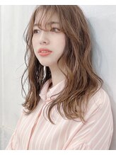 カーニー(Carney) ゆるウェーブの抜け感セミロング