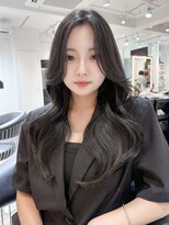 ロンドアンメゾン 原宿(Lond un Maison.)&nbsp;くびれヘア/顔周り/韓国/レイヤーカット/黒髪/ロング/前髪/原宿