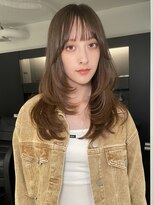 トイ(TOI)&nbsp;バタフライレイヤーカット/ブラウンベージュ