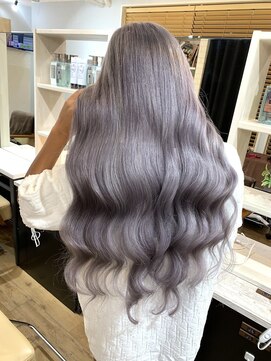 ラピス 新宿(Lapis) 【lapis新宿】プラチナホワイト