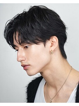 フィフス 原宿(fifth) センターパートニュアンスパーマフェザーショート大人男子メンズ