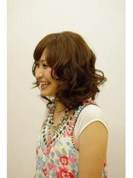 アトリエステップ(Atelir Step) 愛されミディアム