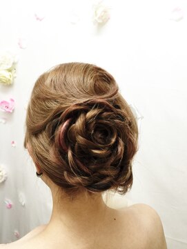 ムーンロータス(Moon Lotus) くるくるお花