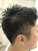 パティオンツー(PATIONN2)&nbsp;サイド刈り上げ縦長シルエットアップバングモヒカンショート