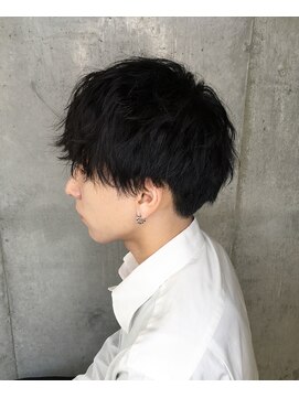 ゼンコー アオヤマ(ZENKO Aoyama) 横顔が素敵に決まるカジュアルツイストパーマ［表参道/青山]