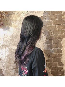 マギーヘア(magiy hair) [magiy hair yumoto]ブラック×バイオレットインナーカラー