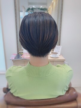 アドラーブル けやき通り店(adorable) 大人可愛い20代30代40代襟足すっきり小顔ショート