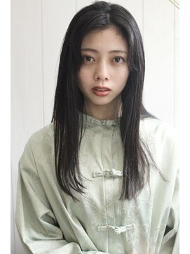 デイ(DAY.) ストレートヘア　セミロング　オリーブグレージュ