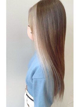 ウエスト(WEST) ダメージレスにイメチェン！フェイスフレーミングカラー