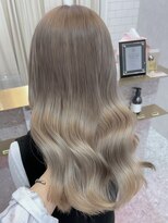 ロンド レア 天神大名店(Lond Le’a)&nbsp;ダブルカラーベージュカラーケアブリーチハイトーンカラー韓国