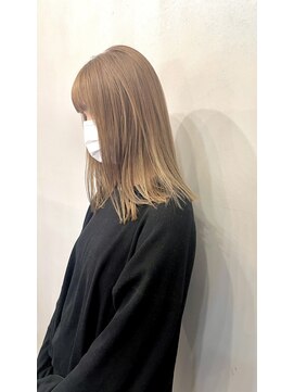 シャロン(SHARON) 【SHARON】ミディアムヘア×モカベージュカラー