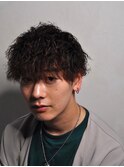 メンズショートビジネスツーブロックセンターパートフェード