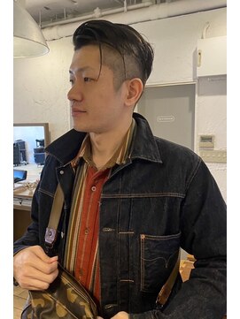 ファム(FAM) ツーブロック　刈り上げ　アップバング　代官山　中目黒　恵比寿