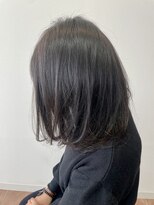 レヴィア(REVIA)&nbsp;レイヤーカット顔まわりカット髪質改善トリートメント