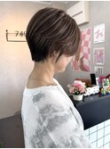 ショート×白髪ぼかしハイライト
