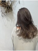 レイヤーカット、艶カラー