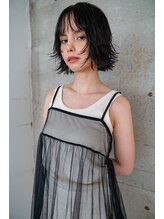 【毎日扱いやすく美しいベースラインを丁寧に整える】