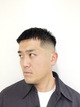 メリケンバーバーショップ トーキョー(MERICAN BARBERSHOP TYO) メンズカットクロップスキンフェード(キリ)