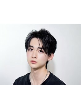 「機能性」と「今っぽさ」を両立！あなたのファッションに馴染む、垢抜けメンズスタイルをご提案します☆