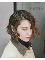 ヤイカ(YAYKA)&nbsp;ウェーブボブ×ハイライトカラー