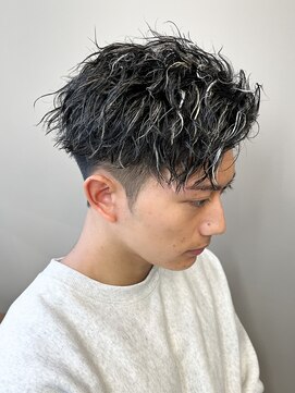 エルマーク 四条烏丸(L-MARK) ハイライト/ツイストパーマ/メンズ/アップバング/短髪