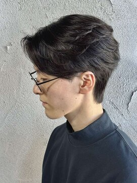 ニアウ 高崎店(Niau) MEN’S HAIR/サーフカール/刈り上げセンターパート/群馬高崎