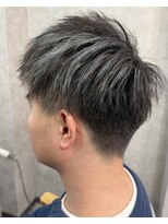 アジュテ(ajouter)&nbsp;シルバーハイライト×ネープレスマッシュショート