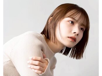 シーン バイ ラッド(SCENE by RAD)の写真/ぴんぴん感のない自然な艶髪へ。毎朝ラクにまとまる、梅雨も快適な柔らかストレートで扱いやすく。[ボブ]