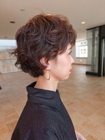ビュートリアム 神戸(BEAUTRIUM)&nbsp;大人華やかパーマショート