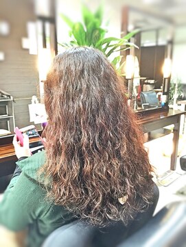 キャン 温品店(CAN) 【ＣＡＮ】ナチュラルロングウエーブスタイル