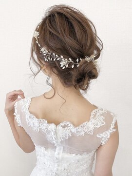 キュア(CURE) ルーズシニヨン