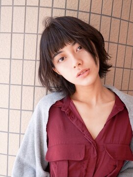 テテ(.tete) サンデーモーニングス×レイヤーウルフボブ×前髪ぱっつん