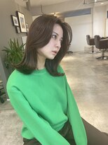 イニット 奈良新大宮(init.)&nbsp;20代 30代 40代 モテ髪 ボブウルフ オリーブグレージュ 横顔美人