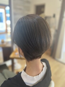 ヘアルームブル(Hair Room Bull) オリーブグレージュ