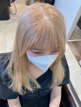 アンビ(ambi) ハイトーンベージュ