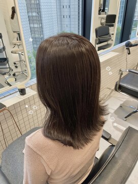 ヌーヴェル(nouvelle) グレージュ×ミディアムレイヤー