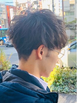バレーチェア(valley chair)の写真/流行りのツイストスパイラルパーマから王道スタイルまで何でもお任せ★ONもOFFもキマるスタイルへ！