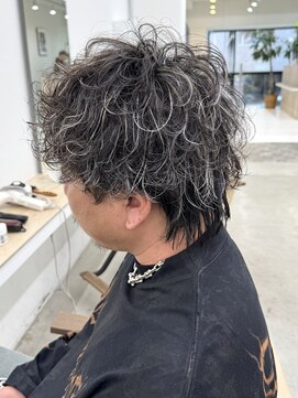 ニュート(Neut ) メンズカットハイライトホワイトメッシュシャドーパーマ