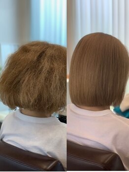 マーヴィンアコウ(Marvin Ako)の写真/美容成分たっぷりの最高峰の縮毛矯正でダメージレスに、自然なツヤと柔らかな質感の美髪に導く☆