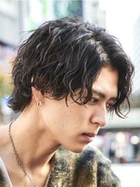 フィフスパーク(fifth PARK) センターパート縦落ちパーマツイストスパイラルサーフカール