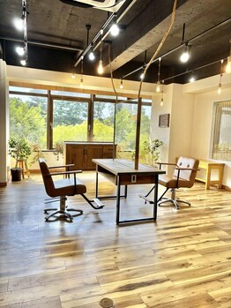 開放的な空間が魅力のプライベートサロン【LigHt】☆遊びに来たかのようなリラックス空間に癒されて…