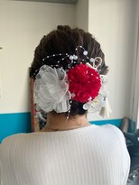 キキヘアメイク(kiki hair make)&nbsp;まとめ髪アレンジ