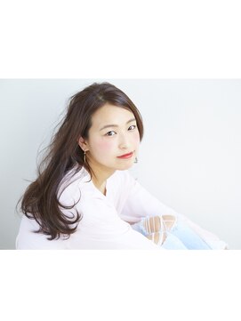 ワン 横浜(ONE005) ゆるふわカール【ONE横浜】