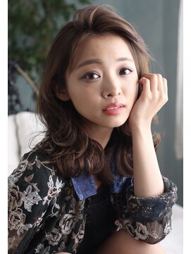 ビーワールド(B WORLD) 外ハネミディアム【 藤枝/髪質改善/カラー】