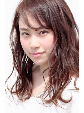 カシータフロル 守山(Casita flor) ローレイヤーのアッシュベージュ♪