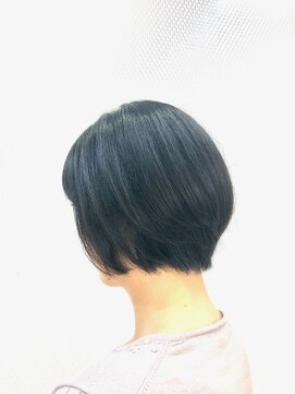 クオリス 上福岡店(QUALIS) 小顔/丸み/ハンサムショート/30代40代50代/白髪染め