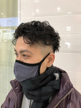 ゼル イオンタウン名西(ZELE) スキンフェード　メンズパーマ