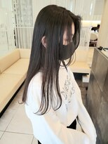 ラフィット 下大利店(lafit)&nbsp;ダークグレー透明感２０代３０代こなれLafit下大利