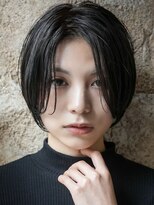 カライング(ing) 大人可愛い20代30代40代黒髪前下がりひし形小顔ボブ丸みショート