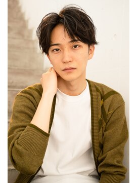 マグノリア(MAGNOLIA) センターパートニュアンスパーマ・・YOSHIBA